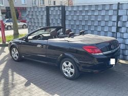 Schwarz Gebraucht 2008 Opel Astra Cabriolet Cosmo Cabrio | 2.500 € (Guter Preis)