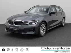 Mineralgraub39schwarz Gebraucht 2022 BMW 320 Advantage Limousine | 26.999 € (Superpreis)