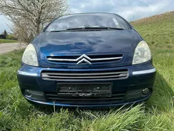 Blau Gebraucht 2008 Citroën Xsara Picasso Van / Kleinbus | 2.300 € (Fairer Preis)