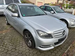 Iridiumsilber metalliclack Gebraucht 2012 Mercedes C200 Avantgarde Limousine | 8.399 € (Guter Preis)