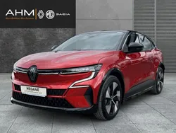 Rot Neu 2025 Renault Mégane Techno Limousine | 41.450 €