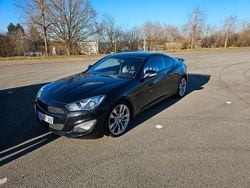 Schwarz Gebraucht 2013 Hyundai Genesis Coupé | 15.900 € (Etwas zu teuer)