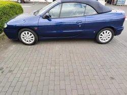 Blau Gebraucht 2003 Renault Mégane Cabriolet Cabrio | 2.390 € (Guter Preis)