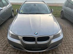 Grau Gebraucht 2010 BMW 318 Kombi | 1.700 € (Superpreis)