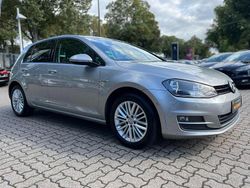 Silber Gebraucht 2015 VW Golf VII Cup Limousine | 10.990 € (Fairer Preis)