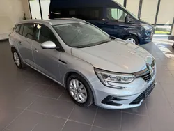 Grau Gebraucht 2021 Renault Mégane IV Business Limousine | 18.790 € (Fairer Preis)