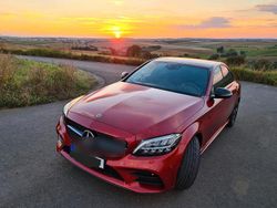 Rot Gebraucht 2019 Mercedes C300 AMG line Limousine | 26.000 € (Guter Preis)