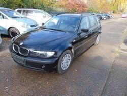 Black sapphire metallic Gebraucht 2005 BMW 318 Kombi | 2.999 € (Fairer Preis)