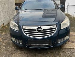 Blau Gebraucht 2010 Opel Insignia Kombi | 2.900 € (Fairer Preis)