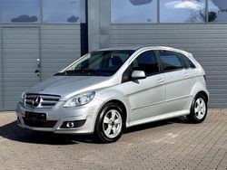 Silber Gebraucht 2009 Mercedes B170 Van / Kleinbus | 5.600 € (Fairer Preis)