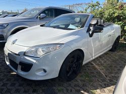 Weiß Gebraucht 2011 Renault Mégane Cabriolet Luxe Cabrio | 5.600 € (Etwas zu teuer)