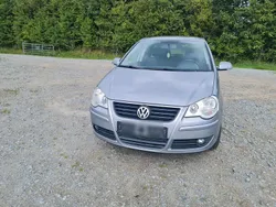 Grau Gebraucht 2009 VW Polo Kleinwagen | 2.799 € (Fairer Preis)