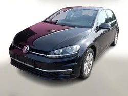 Deep black perleffekt Gebraucht 2020 VW Golf VII Comfortline | 18.249 € (Fairer Preis)