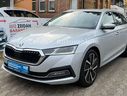 Grau Gebraucht 2020 Skoda Octavia Style Kombi | 17.999 € (Fairer Preis)