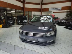 Grau Gebraucht 2015 VW Passat Trendline | 7.995 € (Guter Preis)