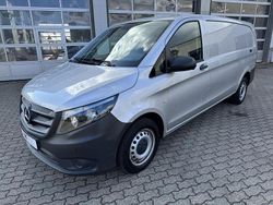 Silber Gebraucht 2023 Mercedes Vito Van / Kleinbus | 26.775 € (Superpreis)