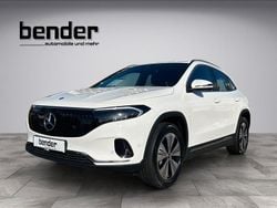 Weiß Gebraucht 2024 Mercedes EQA300 Advanced SUV | 33.900 € (Fairer Preis)