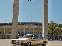 Beige Gebraucht 1977 Audi 100 Limousine | 13.900 €