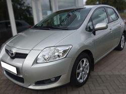 Silber Gebraucht 2008 Toyota Auris Team Limousine | 5.800 € (Teuer)