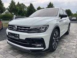 Oryxwhite perlmutteffekt (metallic) Gebraucht 2020 VW Tiguan Highline SUV | 29.999 € (Etwas zu teuer)