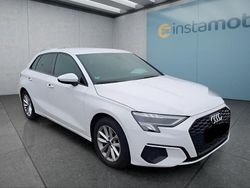 Weiß Gebraucht 2022 Audi A3 Sportback Kleinwagen | 25.499 € (Guter Preis)