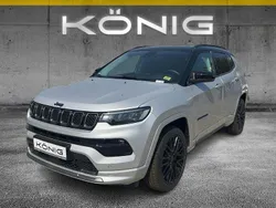 Grau Gebraucht 2022 Jeep Compass SUV | 27.777 € (Guter Preis)