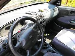 Rot Gebraucht 1999 Ford Escort Kombi | 1.599 €