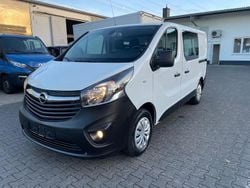 Weiß Gebraucht 2018 Opel Vivaro Van | 12.971 € (Guter Preis)