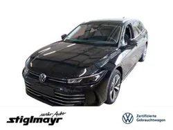 Grenadillschwarz metallic (metallic) Gebraucht 2024 VW Passat Kombi | 40.990 €