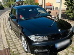 Schwarz Gebraucht 2008 BMW 123 Coupé Coupé | 11.490 €