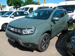 Grau Gebraucht 2022 Dacia Duster Journey SUV | 19.899 € (Fairer Preis)