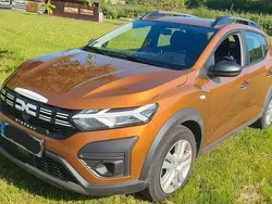 Orange Gebraucht 2023 Dacia Sandero Comfort Kleinwagen | 15.995 € (Fairer Preis)