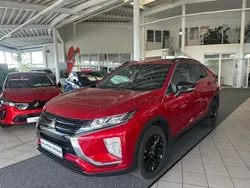 Rot Gebraucht 2021 Mitsubishi Eclipse Cross SUV | 22.490 € (Fairer Preis)