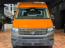 Leuchtorange Gebraucht 2018 VW Crafter Van | 44.950 € (Teuer)