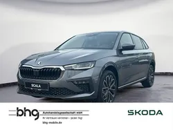 Grau Neu 2025 Skoda Scala Tour Kleinwagen | 29.890 € (Teuer)