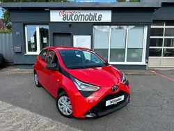 Rot Gebraucht 2019 Toyota Aygo Kleinwagen | 9.950 € (Fairer Preis)