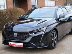 Lackierung schwarz perla nera/ Gebraucht 2023 Peugeot 308 GT Kombi | 22.850 € (Superpreis)