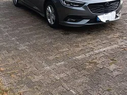 Grau Gebraucht 2018 Opel Insignia Exklusiv Kombi | 18.500 € (Teuer)