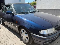 Blau Gebraucht 1998 Opel Astra Cabriolet Cabrio | 2.999 € (Etwas zu teuer)
