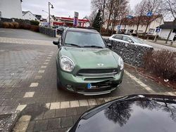 Grün Gebraucht 2014 Mini Cooper SD Countryman SUV | 10.200 € (Fairer Preis)