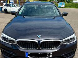 Grau Gebraucht 2018 BMW 520 Sport Line Kombi | 21.200 € (Fairer Preis)