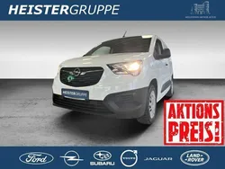 Weiß Gebraucht 2020 Opel Combo Selection Van / Kleinbus | 13.890 € (Guter Preis)