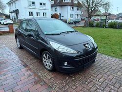 Schwarz Gebraucht 2010 Peugeot 207 Limousine | 1.900 € (Fairer Preis)