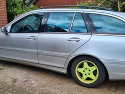 Silber Gebraucht 2003 Mercedes C180 Avantgarde Kombi | 1.499 € (Fairer Preis)
