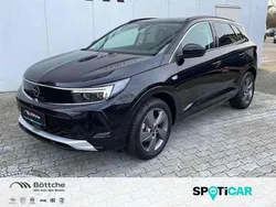 Lackierung schwarz perla nera/metallic klarlack Gebraucht 2023 Opel Grandland X Elegance SUV | 27.880 € (Fairer Preis)