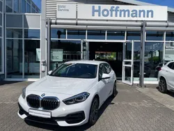 Weiß Gebraucht 2024 BMW 116 Sport Line Kleinwagen | 24.950 € (Fairer Preis)
