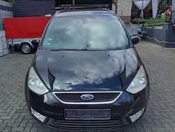 Schwarz Gebraucht 2007 Ford Galaxy Ghia Van / Kleinbus | 2.500 € (Etwas zu teuer)