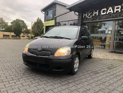 Schwarz Gebraucht 2003 Toyota Yaris Kleinwagen | 790 € (Guter Preis)