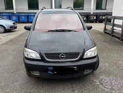 Schwarz Gebraucht 2000 Opel Zafira Van / Kleinbus | 1.100 €