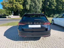 Schwarzmagic perleffekt Gebraucht 2024 Skoda Octavia Selection Kombi | 32.900 € (Fairer Preis)